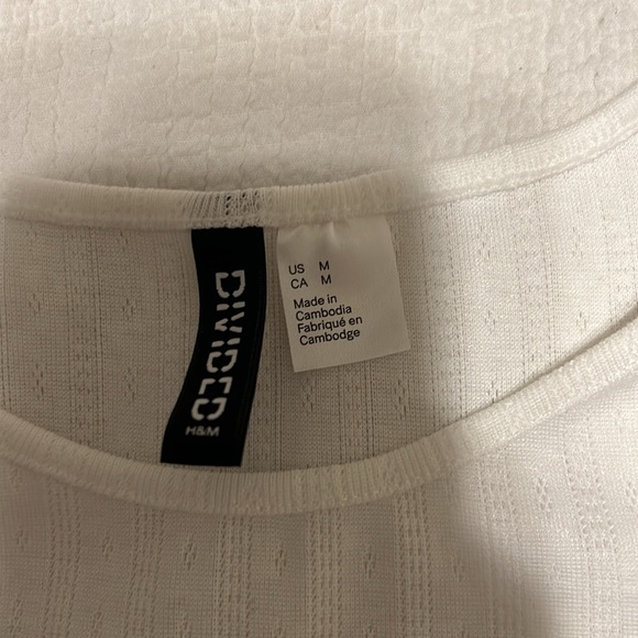 White crop top - Picture 3 of 4